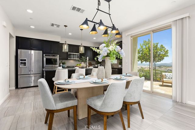 10 Jaripol, Rancho Mission Viejo, CA 92694