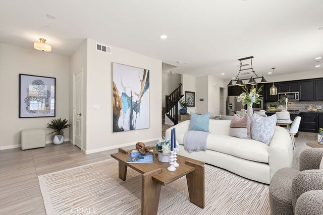 10 Jaripol, Rancho Mission Viejo, CA 92694