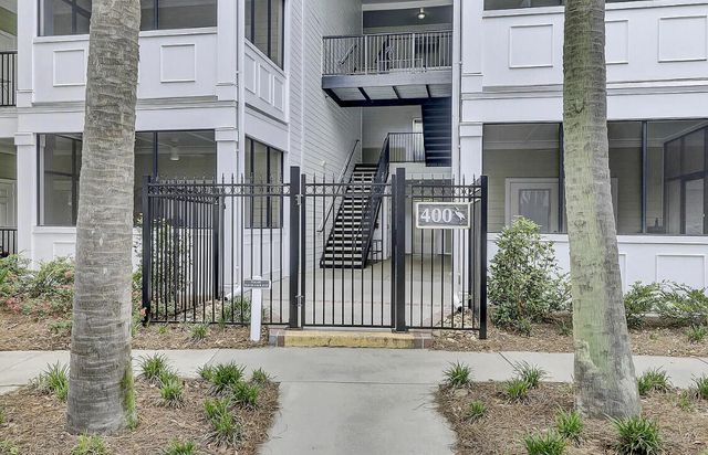 1025 Riverland Woods Place 423, Charleston, SC 29412