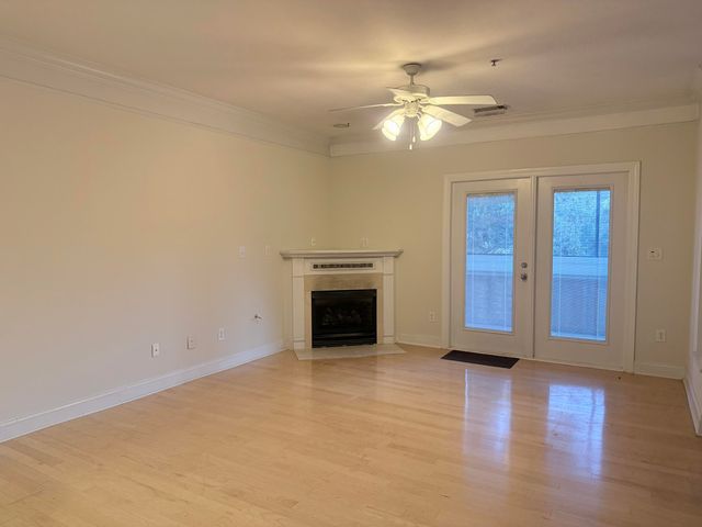 1025 Riverland Woods Place 423, Charleston, SC 29412