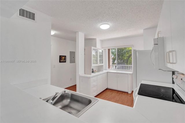 9511 Weldon Circle G306, Tamarac, FL 33321