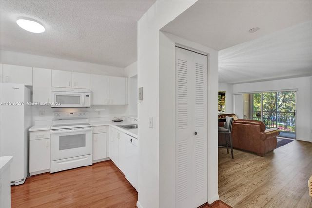 9511 Weldon Circle G306, Tamarac, FL 33321