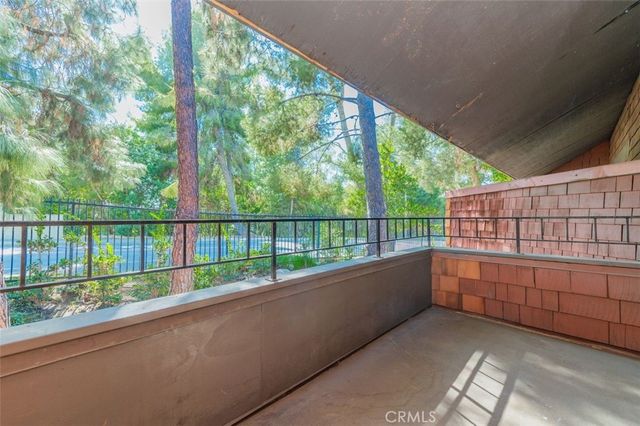318 S Prospectors 44, Diamond Bar, CA 91765