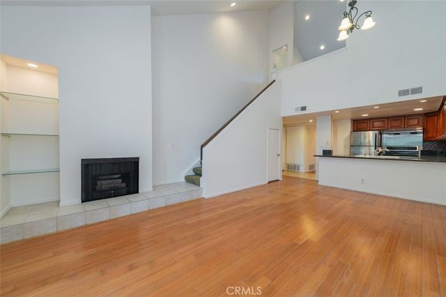 318 S Prospectors 44, Diamond Bar, CA 91765