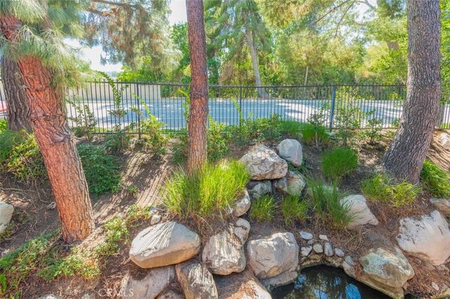 318 S Prospectors 44, Diamond Bar, CA 91765