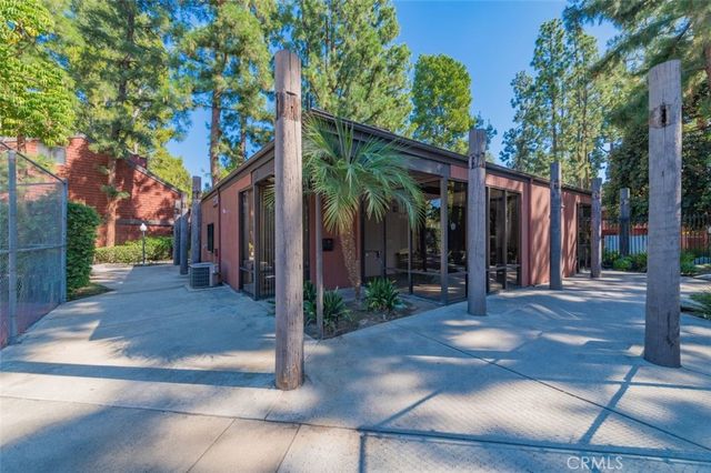 318 S Prospectors 44, Diamond Bar, CA 91765