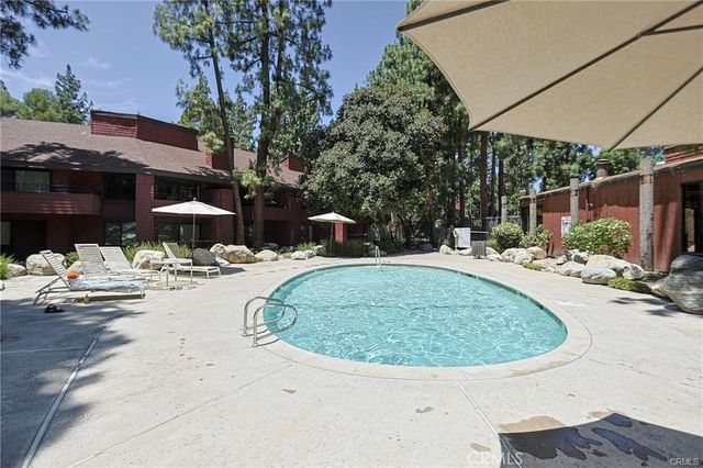 318 S Prospectors 44, Diamond Bar, CA 91765