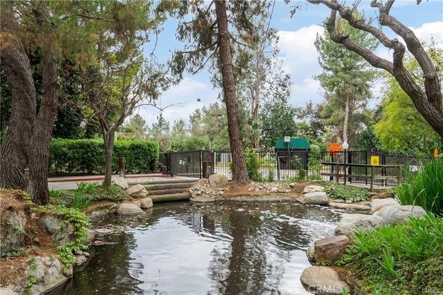 318 S Prospectors 44, Diamond Bar, CA 91765