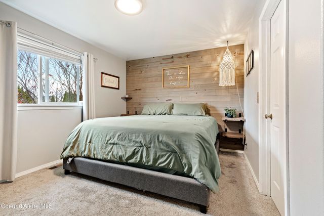 2141 W ROUSSEAU DR, Coeur D'alene, ID 83815