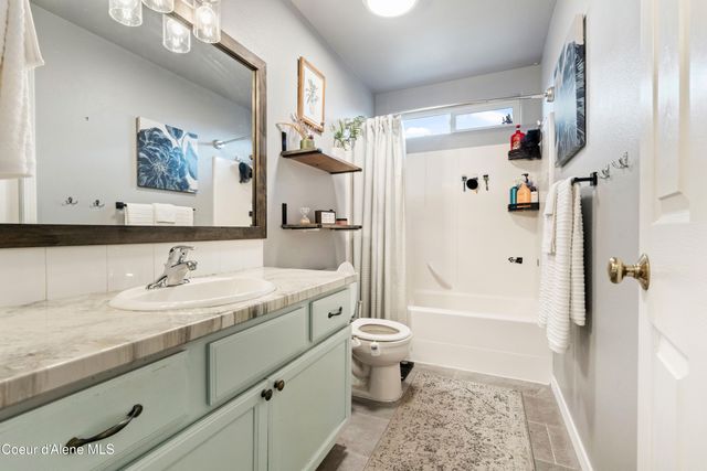 2141 W ROUSSEAU DR, Coeur D'alene, ID 83815