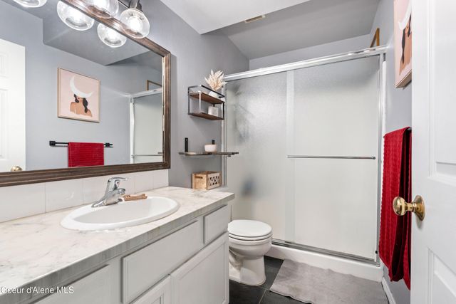 2141 W ROUSSEAU DR, Coeur D'alene, ID 83815