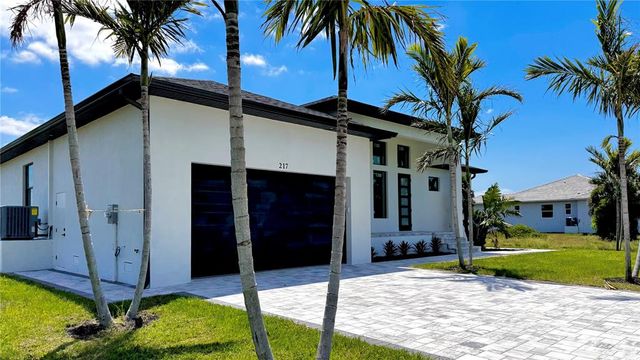 217 ROTONDA BOULEVARD S, Rotonda West, FL 33947