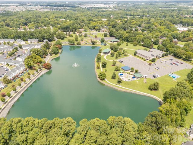 1405 Lakeview Drive, Pineville, NC 28134
