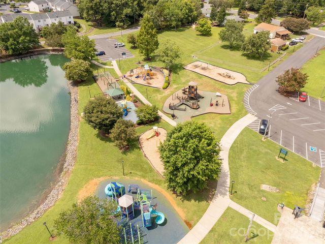 1405 Lakeview Drive, Pineville, NC 28134