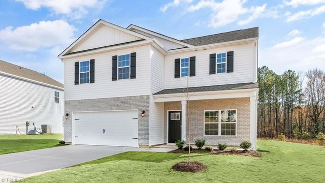 599 Forest Creek Drive, Winston-salem, NC 27107