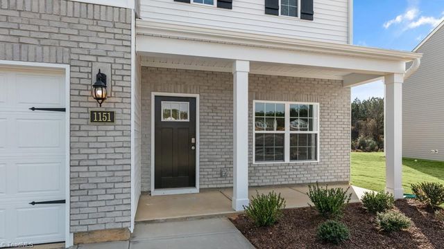 599 Forest Creek Drive, Winston-salem, NC 27107