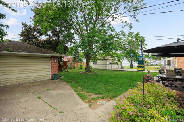 35327 Hathaway Street, Livonia, MI 48150