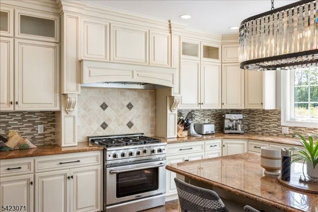 29 Tumble Falls Rd, Kingwood Twp., NJ 08559