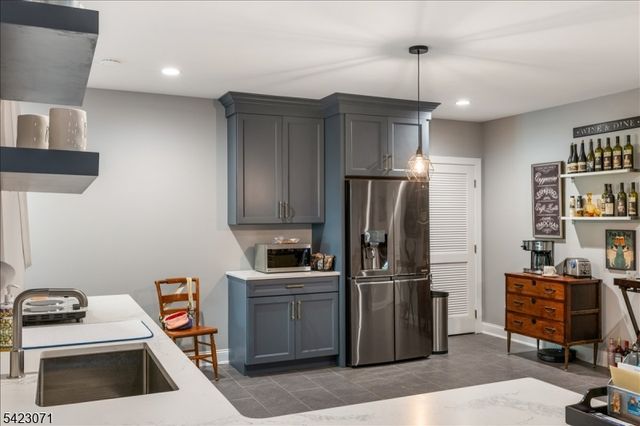 29 Tumble Falls Rd, Kingwood Twp., NJ 08559