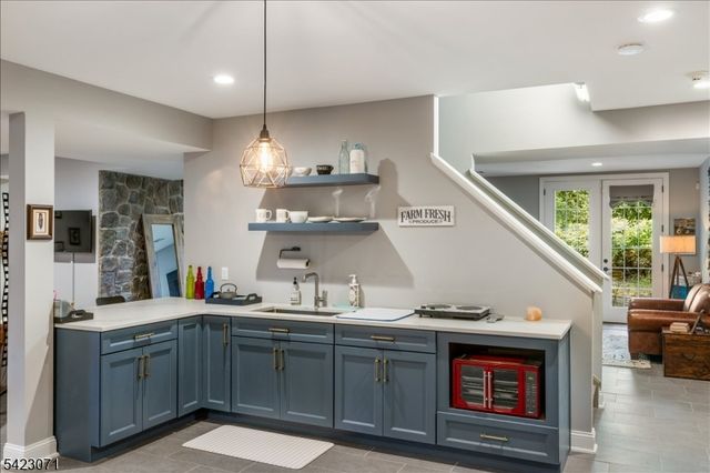 29 Tumble Falls Rd, Kingwood Twp., NJ 08559