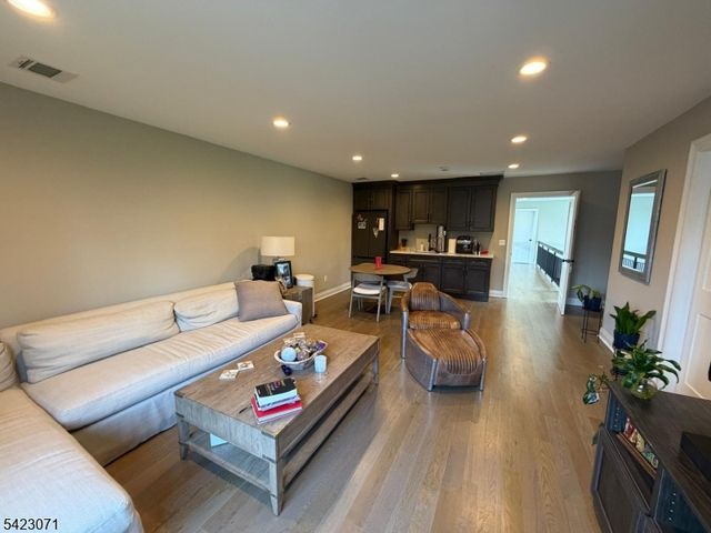 29 Tumble Falls Rd, Kingwood Twp., NJ 08559