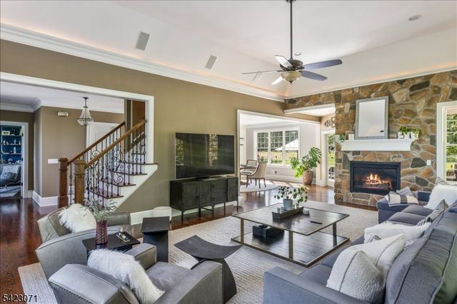 29 Tumble Falls Rd, Kingwood Twp., NJ 08559
