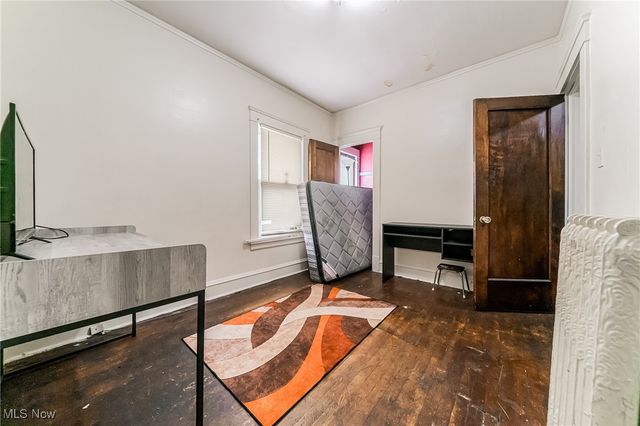 12224 Clifton Boulevard, Cleveland, OH 44107