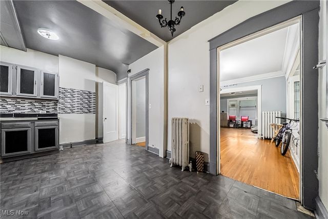 12224 Clifton Boulevard, Cleveland, OH 44107