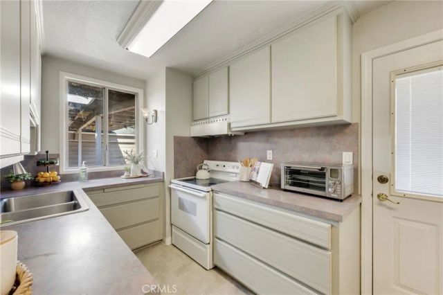 609 W 36th, Long Beach, CA 90806