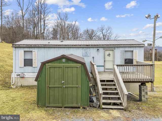 303 BARBEQUE DR, Berkeley Springs, WV 25411