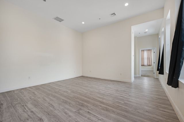 7 Central Square 306, Lynn, MA 01901