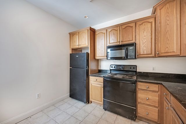 7 Central Square 306, Lynn, MA 01901