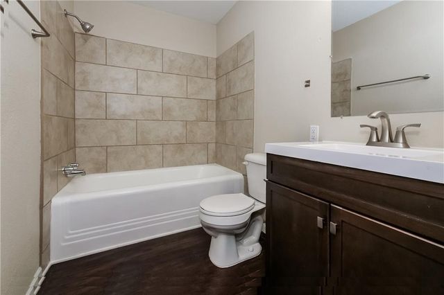 17243 Chestnut Drive, Belton, MO 64012