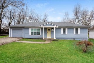 17243 Chestnut Drive, Belton, MO 64012