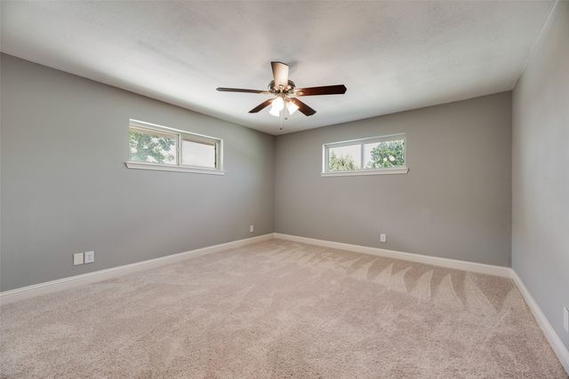 302 County Road 3320, Greenville, TX 75402