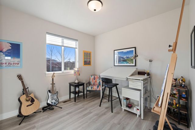 3859 NE Oakside Lp, Bend, OR 97701