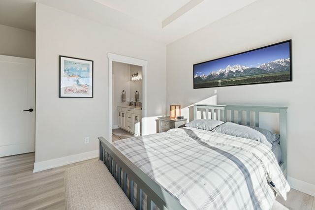 3859 NE Oakside Lp, Bend, OR 97701