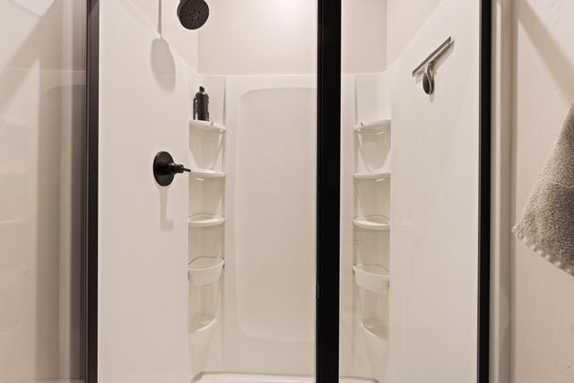 3859 NE Oakside Lp, Bend, OR 97701