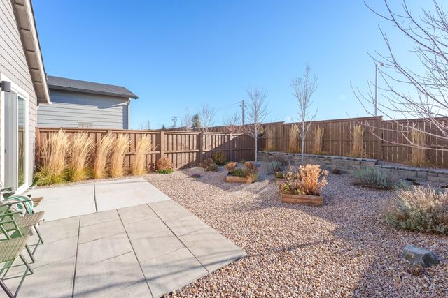 3859 NE Oakside Lp, Bend, OR 97701