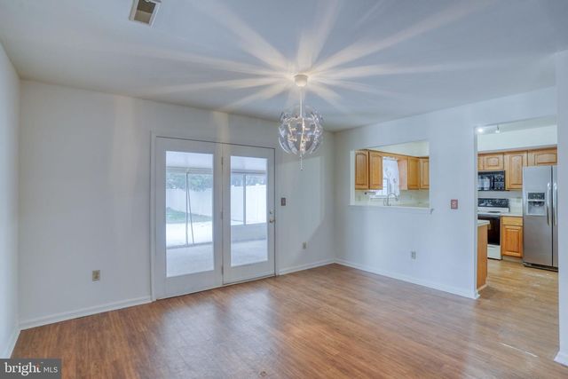 9 GRISTMILL DR, Dover, DE 19904