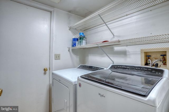 9 GRISTMILL DR, Dover, DE 19904