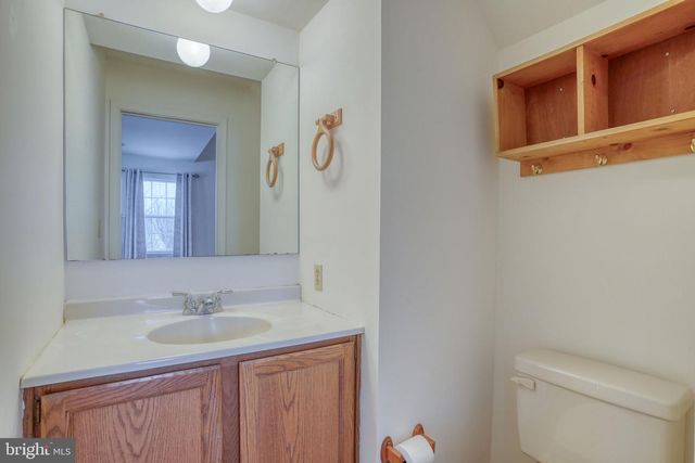 9 GRISTMILL DR, Dover, DE 19904