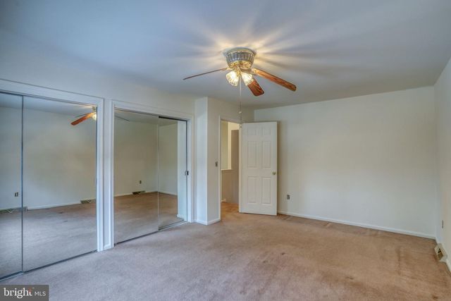 9 GRISTMILL DR, Dover, DE 19904