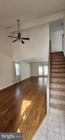 9 GRISTMILL DR, Dover, DE 19904