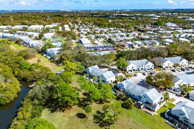 6303 Riverwalk Lane 3, Jupiter, FL 33458