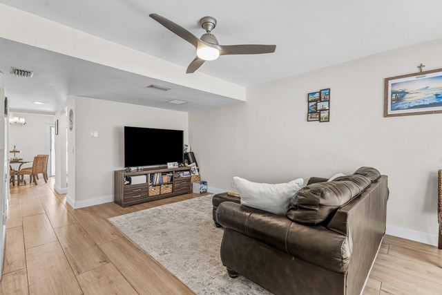 6303 Riverwalk Lane 3, Jupiter, FL 33458