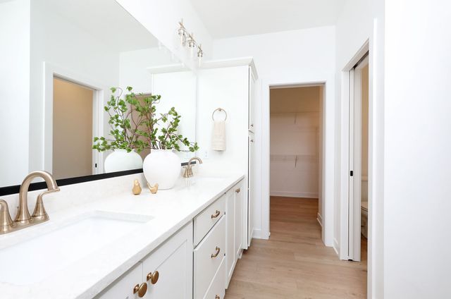 2414 NE 6th Street, Grimes, IA 50111