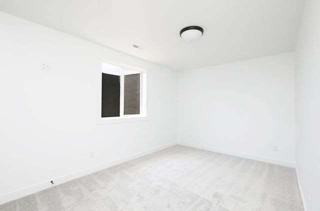 2414 NE 6th Street, Grimes, IA 50111