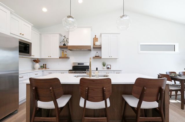 2414 NE 6th Street, Grimes, IA 50111