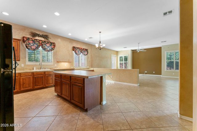 2290 E Coconino Drive, Chandler, AZ 85249